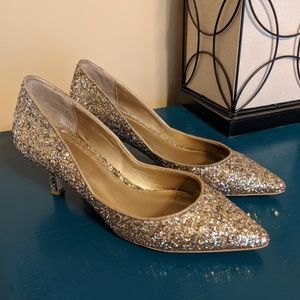Badgley Mischka Gold/Rose Gold Pumps Size 8.5